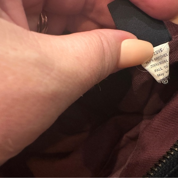 VGUC Black Banana Republix studded goat leather handbag - Picture 7 of 10